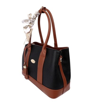 Alternative view of Cartera Tizza 2019